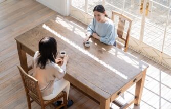 親との関係が苦しいのは「境界線」が引かれていないから|30代から気づく親子の真実