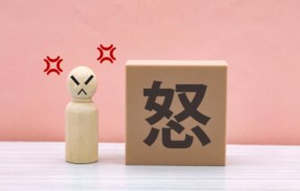 ヒステリックな母親 - 母の怒りの爆発を理解するための3つのポイント